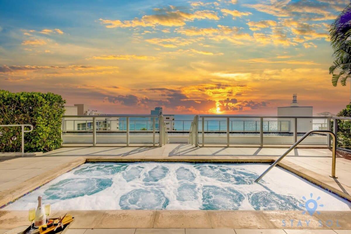 Beachfront Resort - Hot Tub & Pool- Near Beach Hollywood Extérieur photo