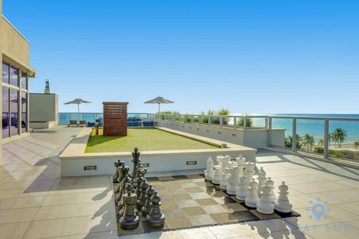 Beachfront Resort - Hot Tub & Pool- Near Beach Hollywood Extérieur photo